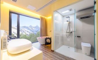 Manshi · Designer Courtyard Homestay (Changping)