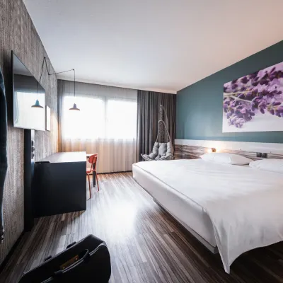 إيبيس ستايلز لينز Hotels near مسرح الدولة في لينز