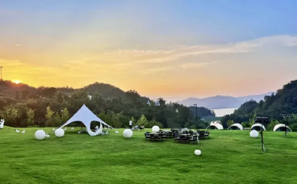 黄山太平湖湖畔喜舍民宿