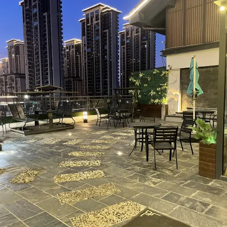 Guli Youran Homestay (Lixin Wanda Plaza Branch)