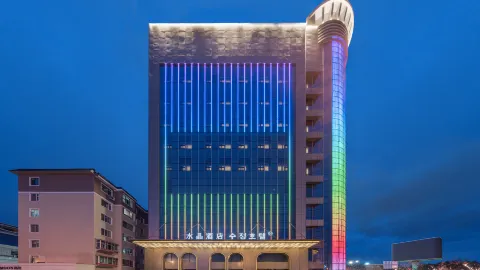 Crystal Hotel Yanji West Market Internet Famous Wall in Yanji