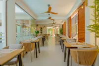 Cocomo Maldives Hotels in Himmafushi