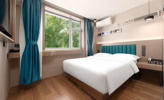 Phile Hotel (Wudadao Xiawafang Subway Station Branch)