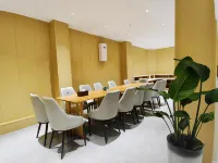 Elong R.YUN Hotel (Hohhot Railway Station Xinhua Square Subway Station) - breakfast