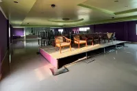 Chompoo Inn Hotels in Nakhon Chai Si