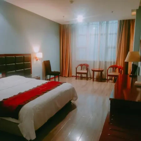 Fuping Hongdu Zhonghui Hotel