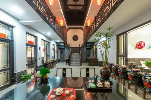 Pingyao Taotang Yaju · Joyful Pavilion Hotel (Pingyao Ancient City Branch) - balcony