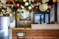 Dengba Chinese Inn (Anji Xiaofeng)