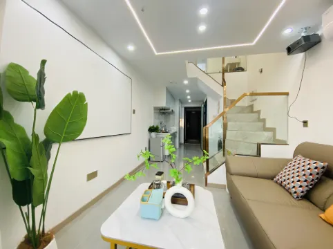 Yueju Shiguang Homestay (Xixian Dasha Subway Station)
