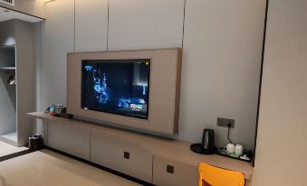 Huaxu Business Hotel