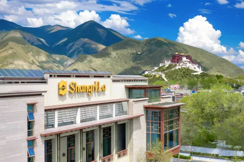 Shangri-La Hotel, Lhasa