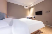 Home Inn Neo (Mianyang Santai Oriental Times Square Tongchuan Ancient City Branch) Hotels in Santai