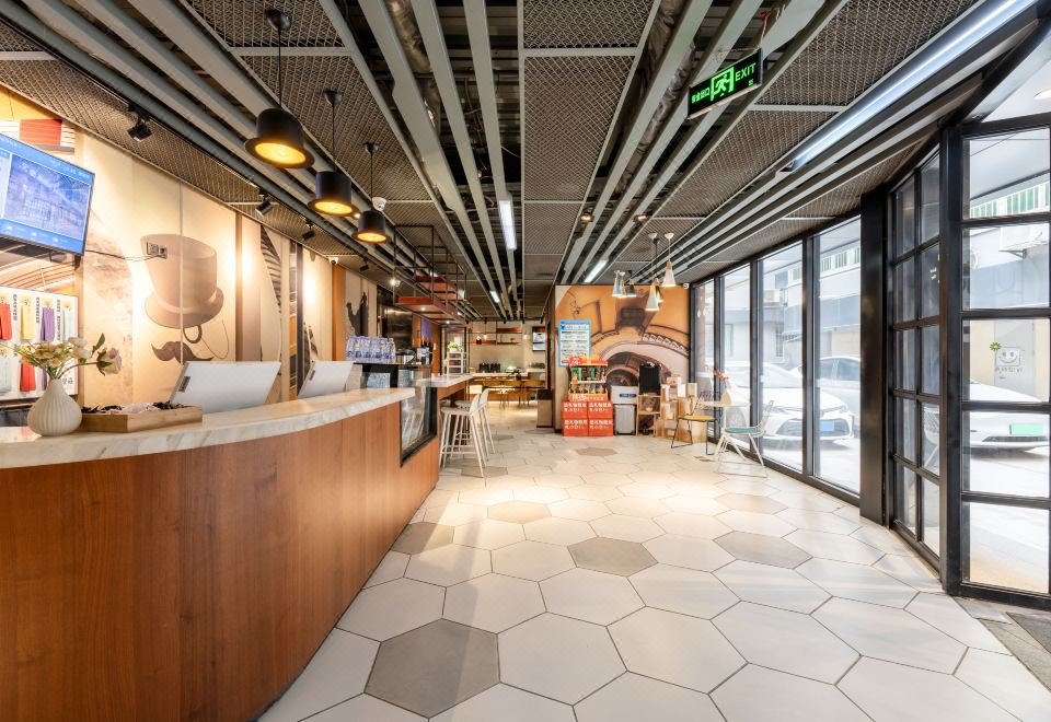 에이에이치에스-파크 호텔 인근 시안 거리 전경