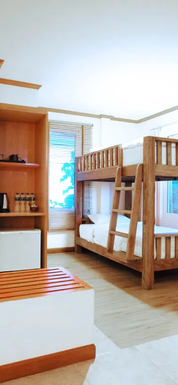 ห้องพักสำหรับสี่ท่านพร้อมวิวทะเล