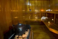 Lancaster House - spa