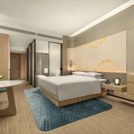 HUALUXE Hotels and Resorts BEIHAI SILVER BEACH RESORT