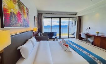 Hazens East Resort Hotel