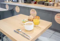B&B Hotel Hyeres - Desayuno
