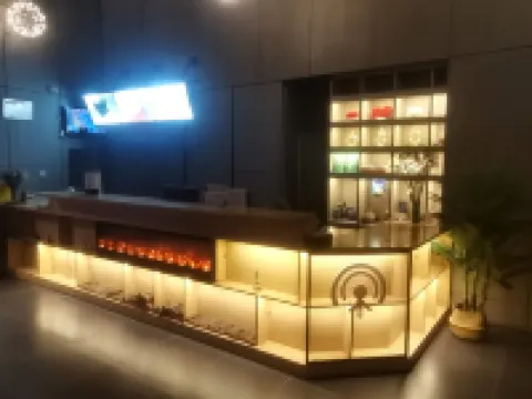 Haolaiwu Grand Hotel (Baoding Gaobeidian Baigou International Trade City)