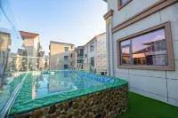 yunqi yuelu Hotel（OMG paradise） - 屋上プール
