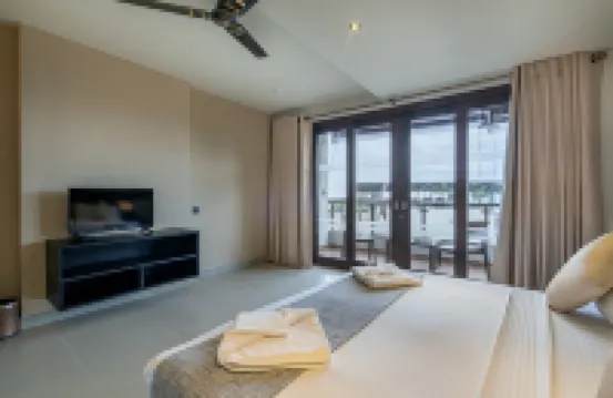 Lavendish Beach Resort Hotel di 