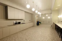 Simple Hotel B9 Furnished Rooms