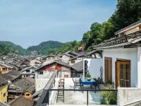 Liping Zhaoxing Dongzhai Linyin Inn Hotels near Ren Tuan Drum Tower