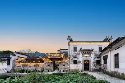 Floral Hotel·Wuyu Jingshe Xuelu Temple Homestay
