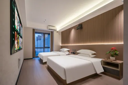 Bai Yi Qing Ju Hotel (Jining Wuyue Plaza) Отели рядом с достопримечательностью «Shandong Polytechnic Vocational College (New Campus)»