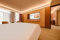 Orange Hotel (Yulin Dingbian Mingzhu West Road Branch)