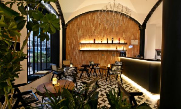 Pingtan Ancient Home Bella Hotel (Longwangtou Beach Branch)