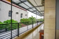 RedDoorz near Penimbangan Beach Singaraja Hotels in Singaraja