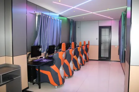 Xingjia Hotel Отели рядом с достопримечательностью «Yuwang Statue»