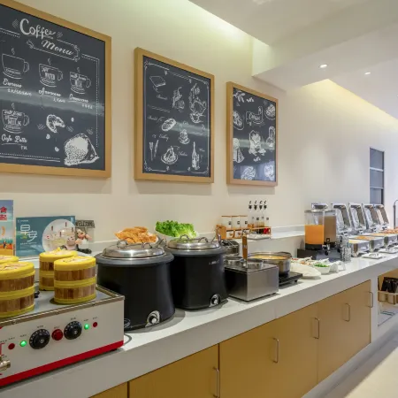 City Comfort Inn (Wuzhou Cangwu New County Third Office Area)