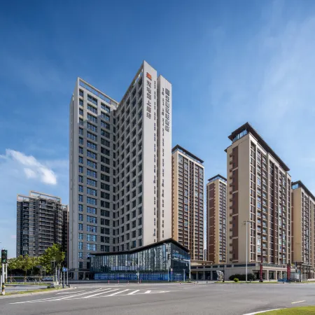 Yunhe Yebo Hotel (Zhuhai North Station Baolong City)