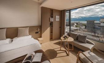 Dali Liaolian Homestay (Shuanglang Ancient Town Center)