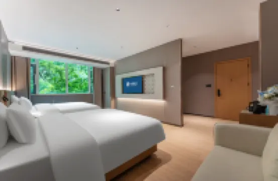 Liyi Hotel (Ganzhou Jiangnan Songcheng Historical Cultural Tourism Area Bubugao Square)