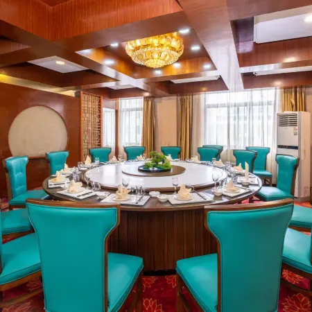 Hong San Huan Hotel