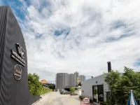 WE HOTEL RIVERFRONT Hotel in zona Stazione Metro Tao Poon
