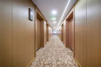 Dansheng Hotel (Zhumadian Zhidipark Lianjiang Avenue)