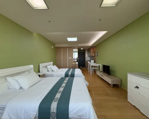 Cozy House Hotels near Muuido