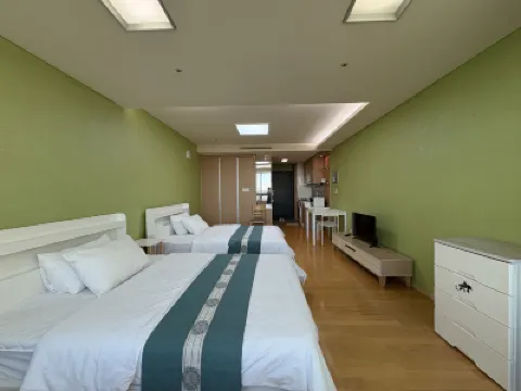 Cozy House Hotels near Muuido