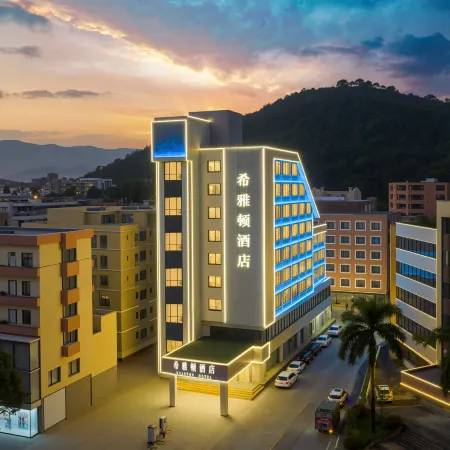 Xyaeton Hotel