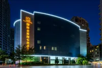 International Exhibition and Convention Tocasi Hotel (Swatow Suning Plaza Mixc City Store) Hotels near Overseas Chinese Postal Relics Museum