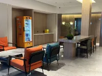 Tianxun E-Sports Hotel (Gongbei Port Fuhuali)