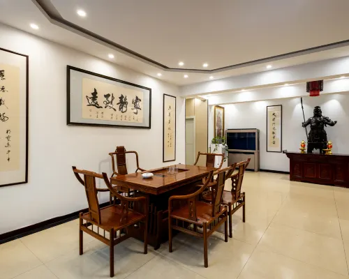 Floral Hotel · Qixi Hotel (Xuegu Scenic Area Branch) Питание Photos
