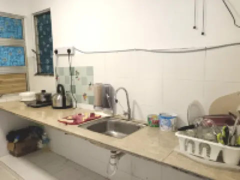 Comfy Home Near to SPICE and USM Hotel berhampiran Bunface Potato Carnivorous Plants