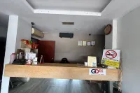 Tiong Nam Hotel Near Pasir Gudang - Bãi đậu xe