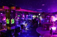 Xuexiang Jingbei Hotel - Baarit