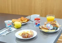 紹萊南 B&B 酒店 - 早餐